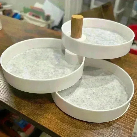 The2Bandits Tiered Catchall Tray White 3 Layer Trinket Dish Gray Felt Liners - Picture 2 of 9